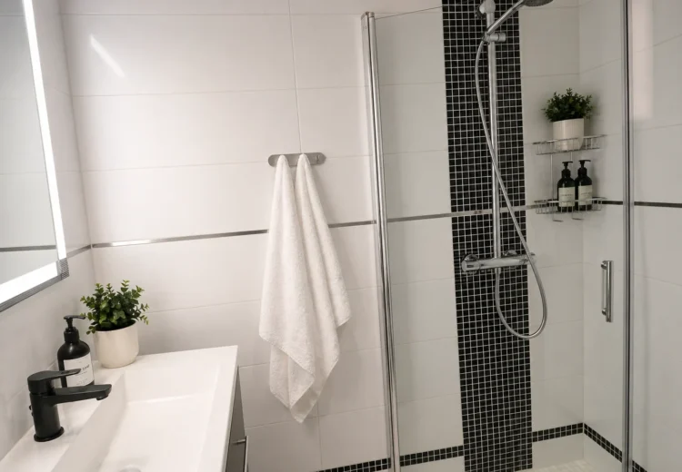 Villa Nordica | Ferienhaus für 11 Personen | Schwimmbad | Garten | Stegna in der Nähe des Zentrums