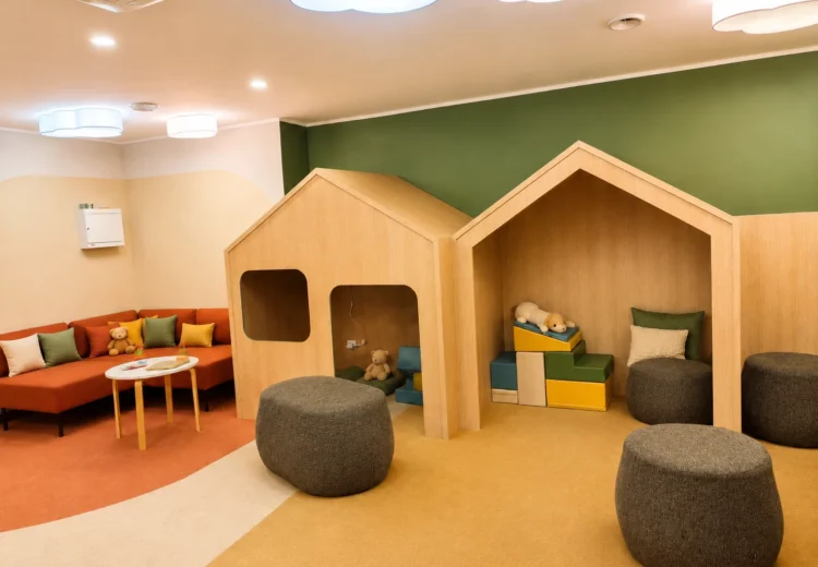 Bałtycka Sea Park 50 – klimatyzowany, dwupokojowy apartament 38 m², z częściowym widokiem na morze