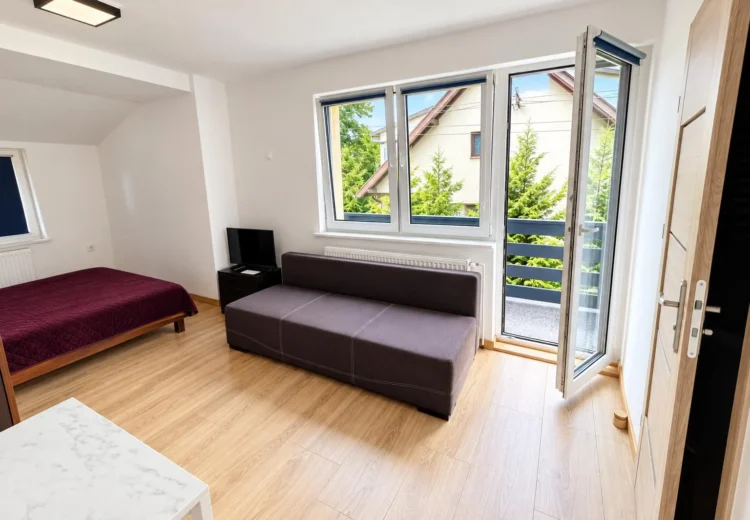 Doppelzimmer mit gemeinsamem Bad – Gästezimmer Javka – G3