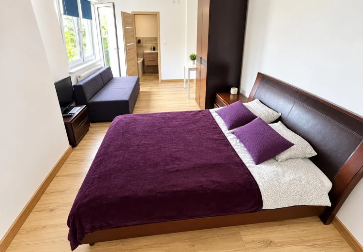 Doppelzimmer mit gemeinsamem Bad – Gästezimmer Javka – G3